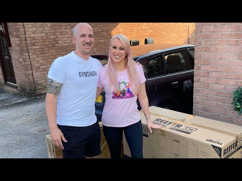 Brand new Redsea Reefer 350L arriving and build video for mixed reef tank equipment breakdown